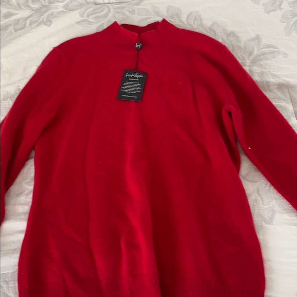 Cashmere sweater!! Never worn